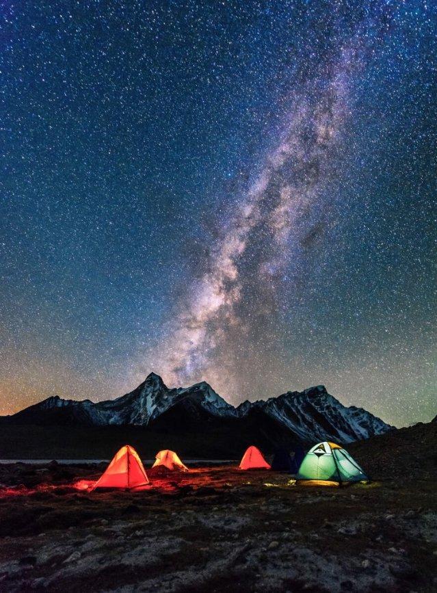 逃离地下古寺庙